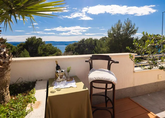 Poolside * Lokva Rogoznica