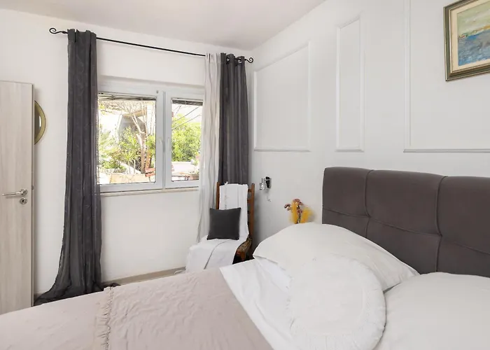 Poolside * Lokva Rogoznica