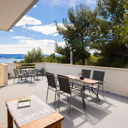 Appartement Poolside