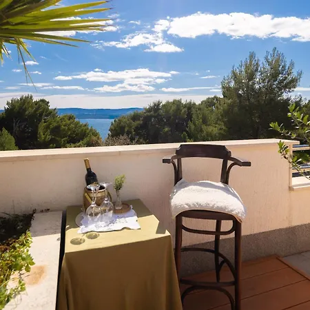 Poolside * Lokva Rogoznica