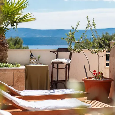 Appartement Poolside *