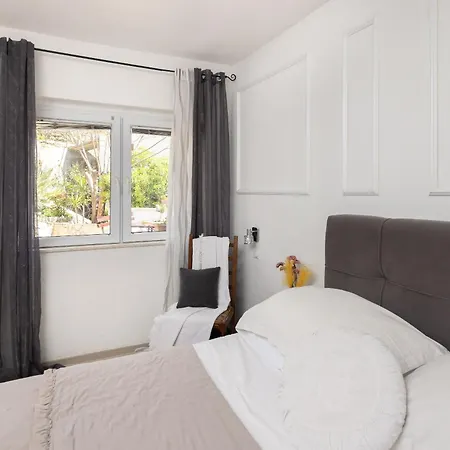 Poolside * Lokva Rogoznica